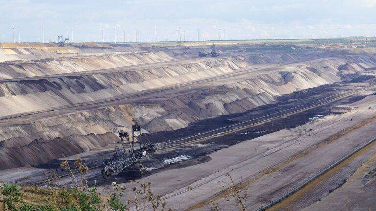 Tech in Machine Learning: New Algorithms and Applications